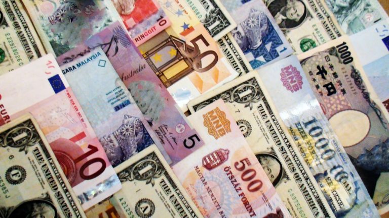 Cross-currency Billing When Freelancing for International Clients