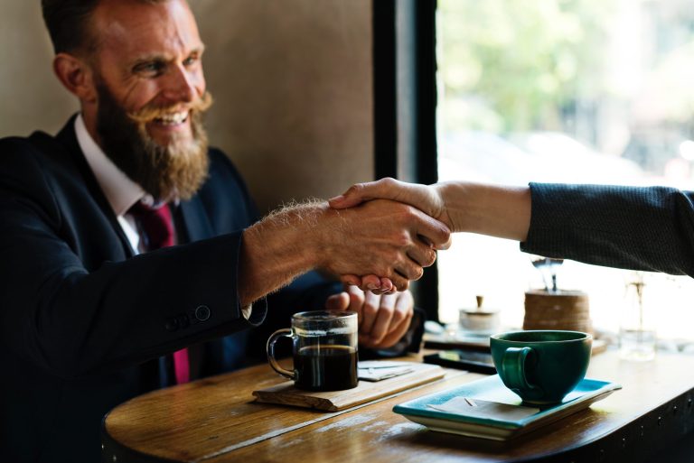 5 Ways to Maintain a Good Relationship with Clients on Retainer