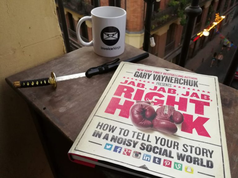 Jab, Jab, Jab, Right Hook by Gary Vaynerchuk