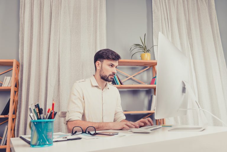 Why Freelancers Should Always Ask for an Upfront Payment with New Clients