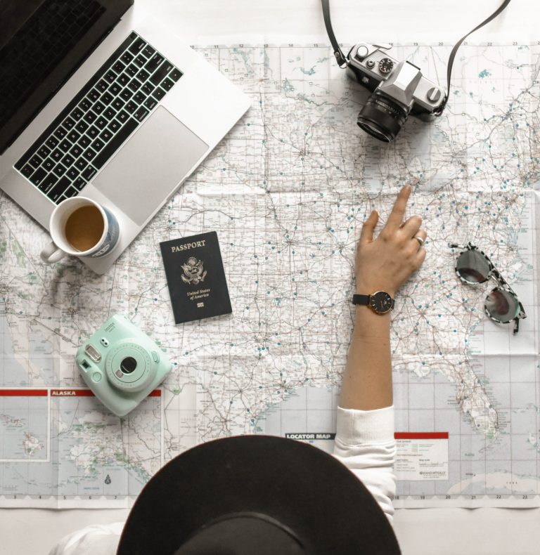 8 Essential Online Tools for the Digital Nomad