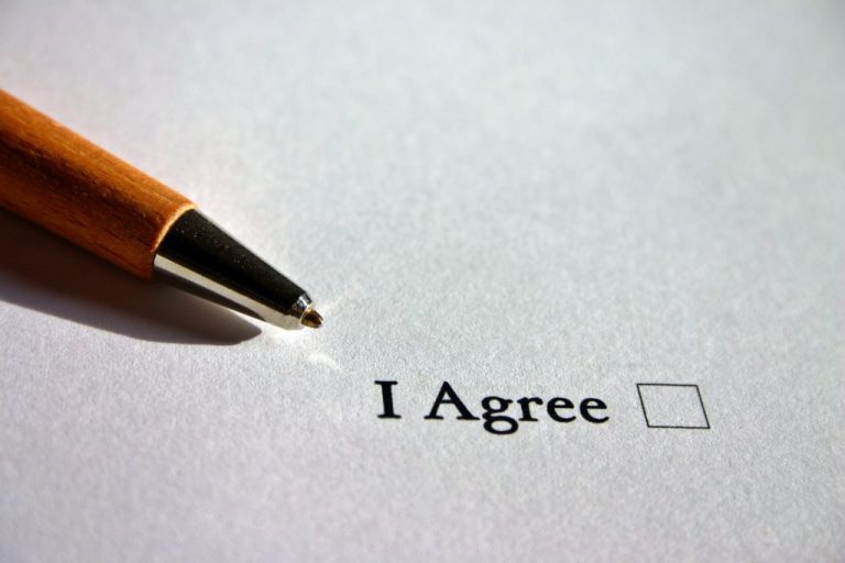 How to Successfully Sell a High-Value Monthly Retainer to Clients