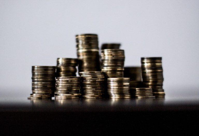 How to Reinvest Earnings to Successfully Grow Your Freelancing Business