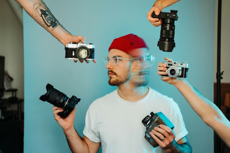 How Should Assistant Photographers Invoice?