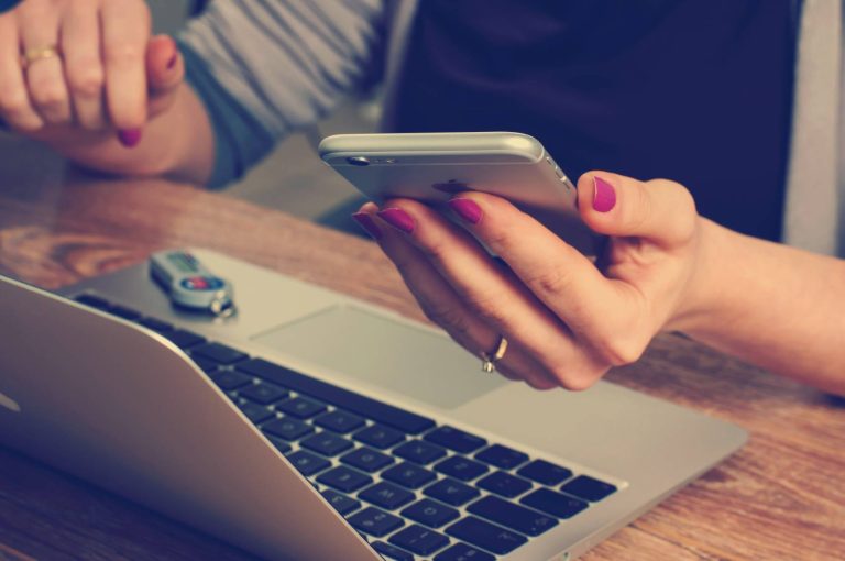 How to Make a Professional-Looking Invoice