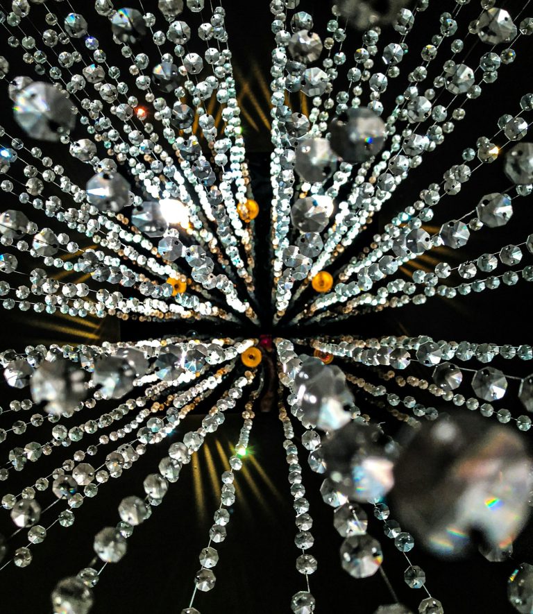 4 Tips to Overcome Shiny Object Syndrome as a Freelancer