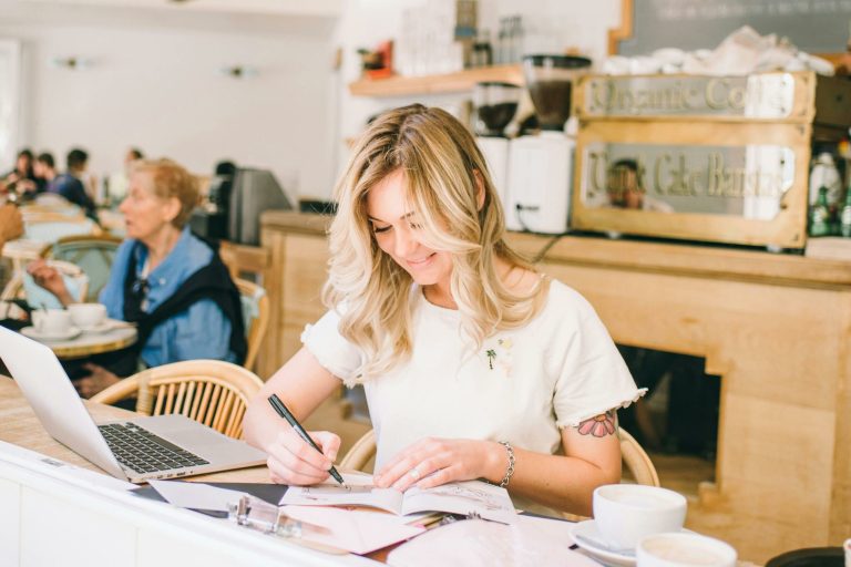 How to Create a Compelling Client Case Study for Your Freelance Business