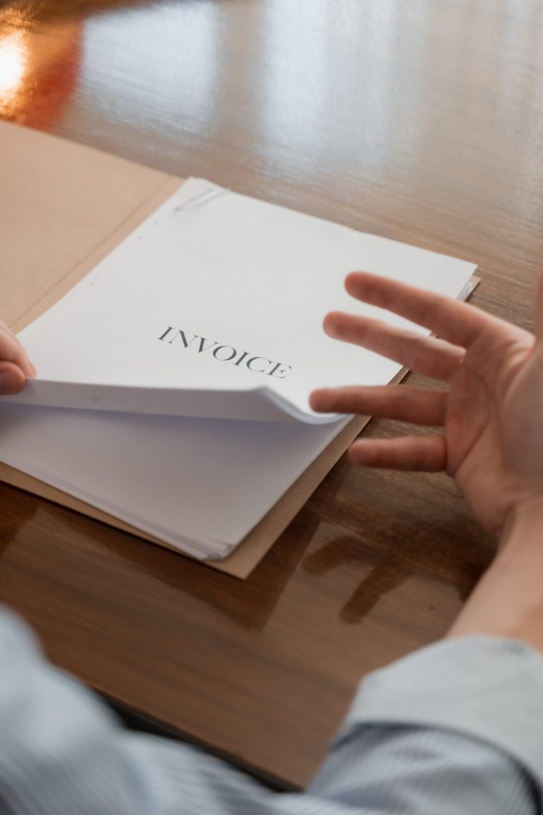 The 5 Most Common Reasons Why Clients Pay Freelancer Invoices Late – And What You Can Do About It