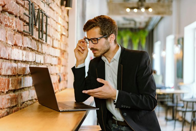 6 Pitfalls for Experienced Freelancers to Avoid (And What to Do About Them)