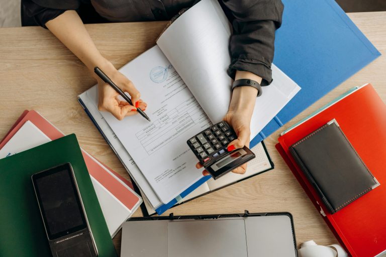 3 Key Business Decisions You’ll Need to Make as a Freelancer