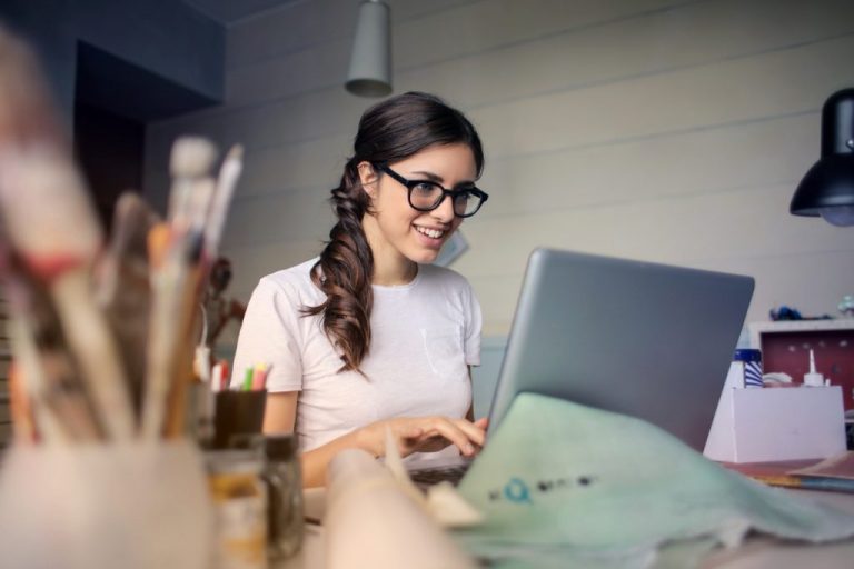Overcoming the Common Drawbacks of a Freelance Lifestyle