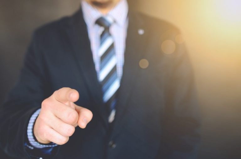 Why Being a Thought Leader is Essential for Solopreneurs