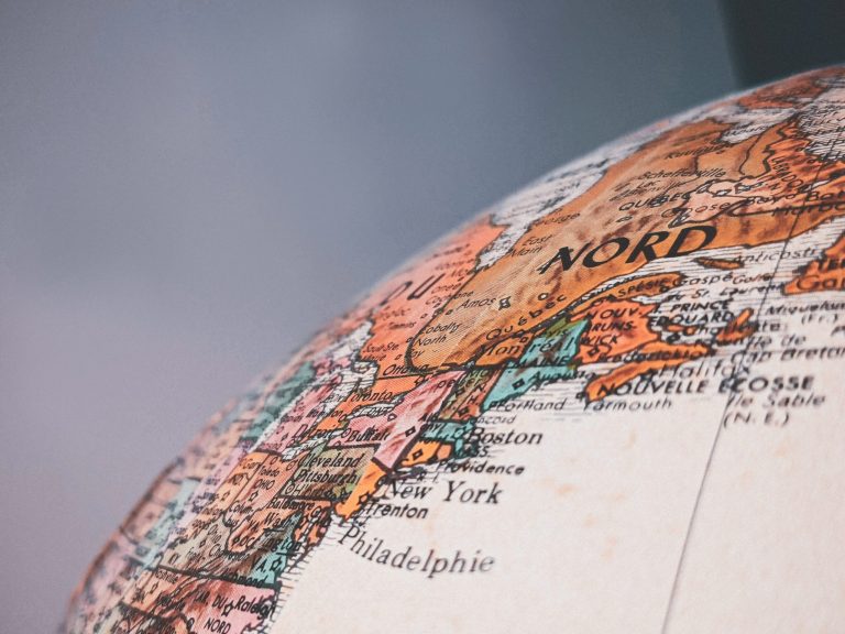 8 Freelancer Tips for Working with Overseas Clients