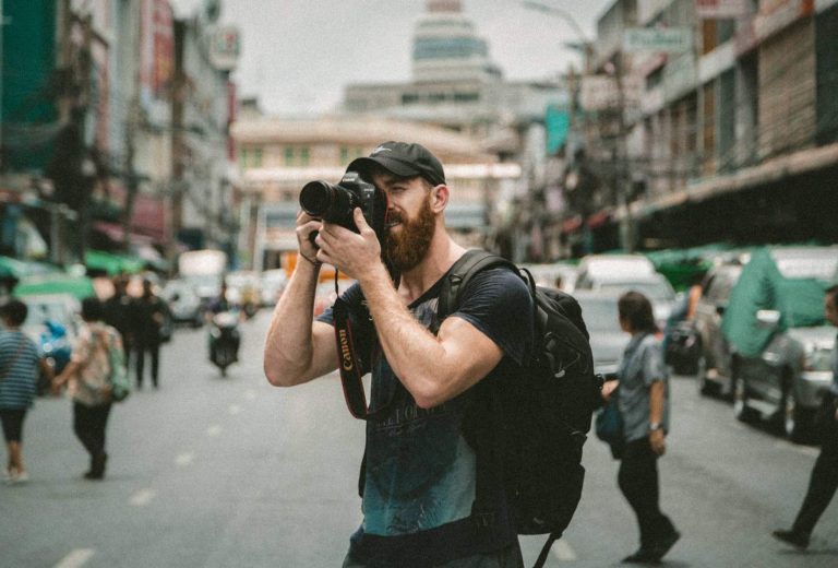 What Should Be on a Photography Invoice?